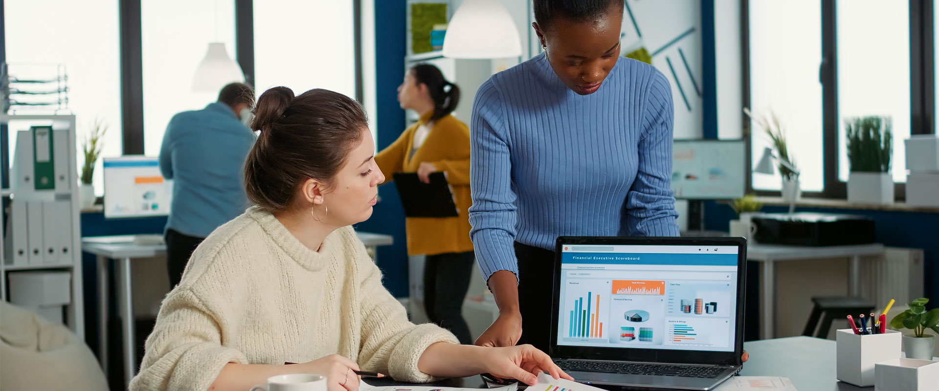 Data Analytics & Management